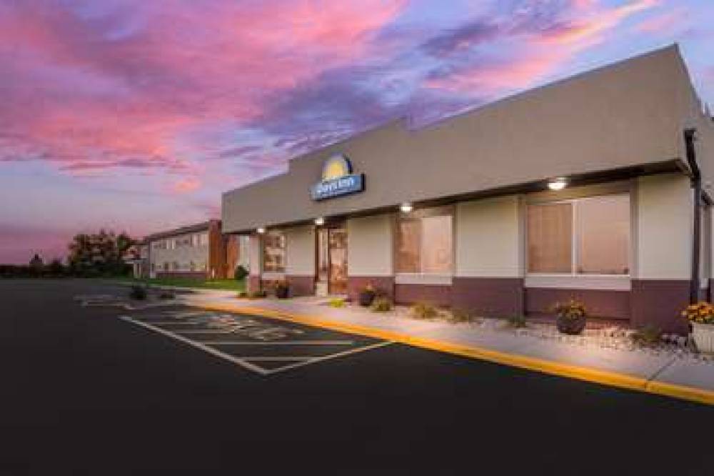 Days Inn By Wyndham Newton 8