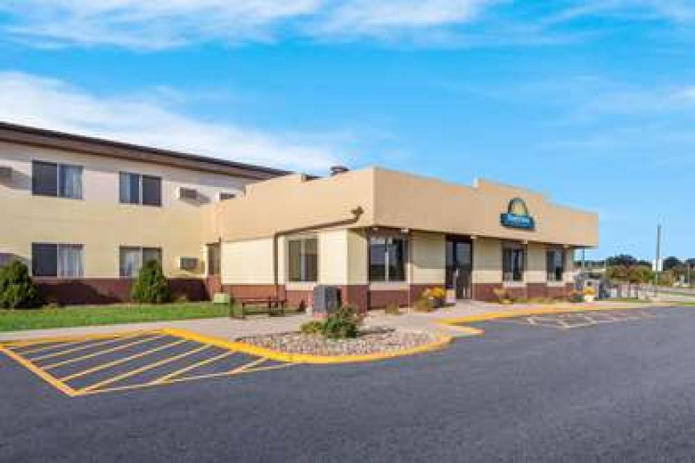 Days Inn By Wyndham Newton 2