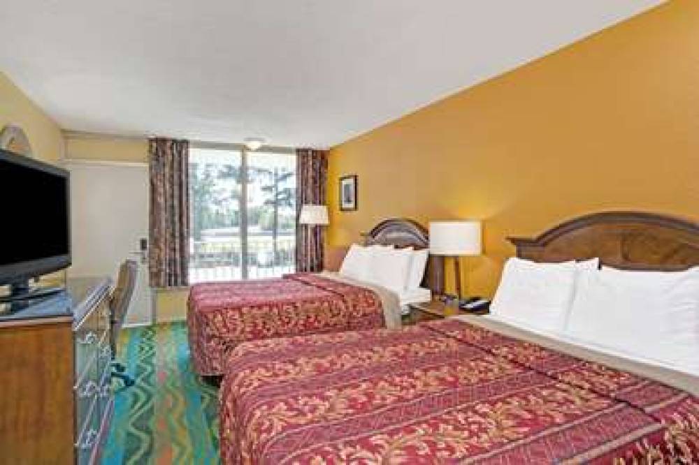 Days Inn By Wyndham Norfolk Military Circle 8