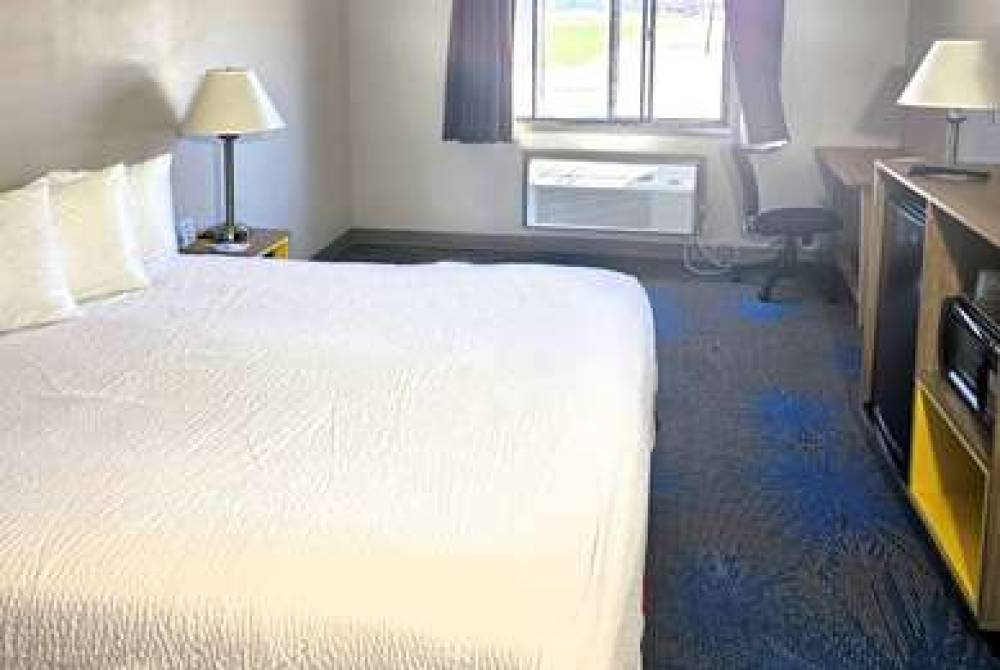 Days Inn By Wyndham North Sioux City 4