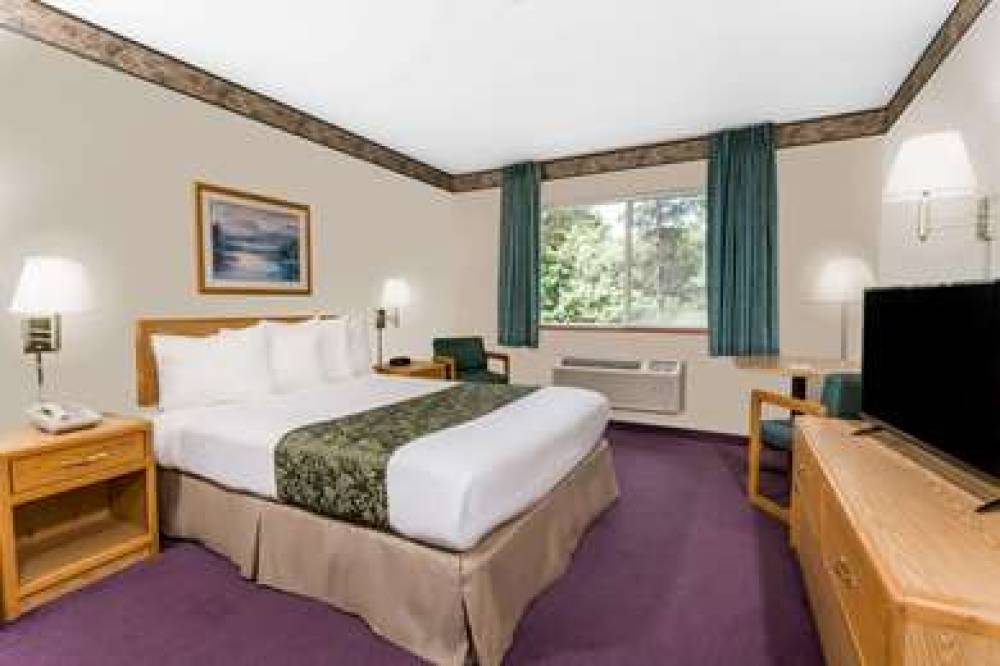 Days Inn By Wyndham Ocean Shores 6