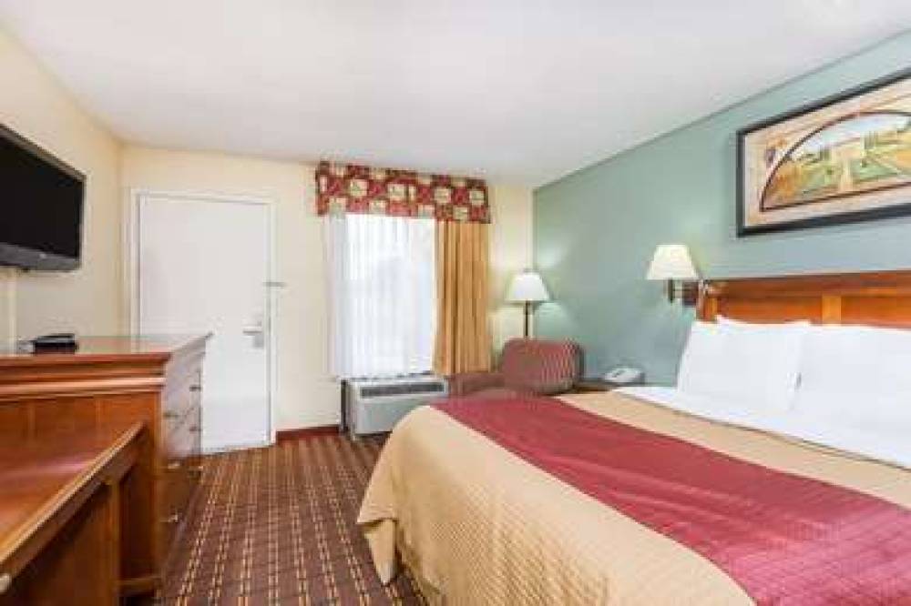 Days Inn By Wyndham Orangeburg 10