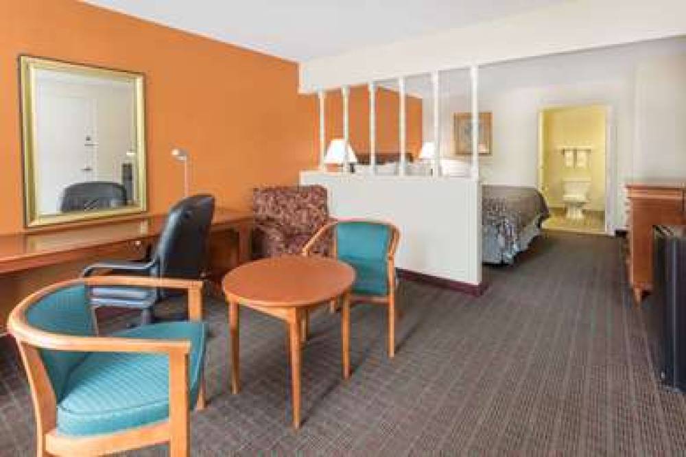 Days Inn By Wyndham Orangeburg South 4