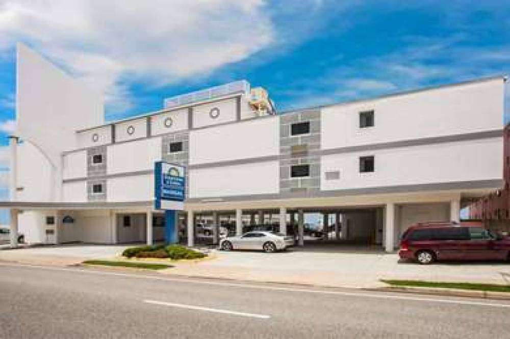 Days Inn By Wyndham Ormond Beach Mainsail Oceanfront