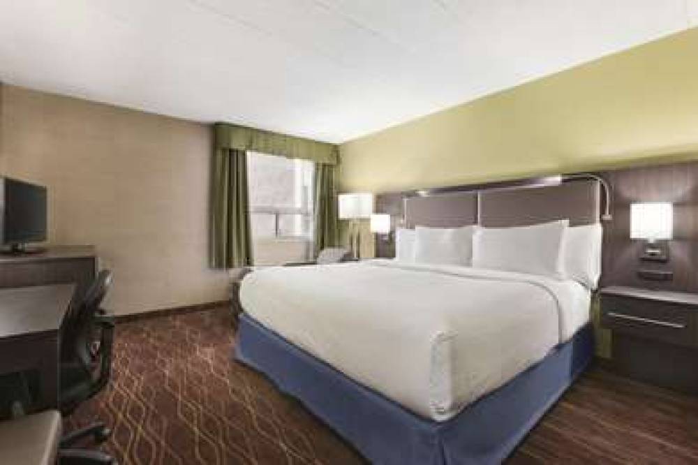 Days Inn By Wyndham Ottawa 10