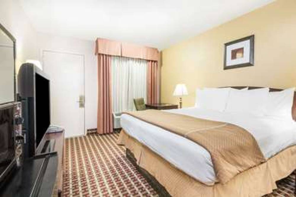 Days Inn By Wyndham Ottawa 6