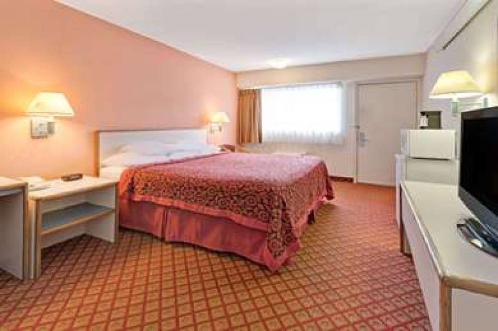 Days Inn By Wyndham Overland Park/Metcalf/Convention Center 7