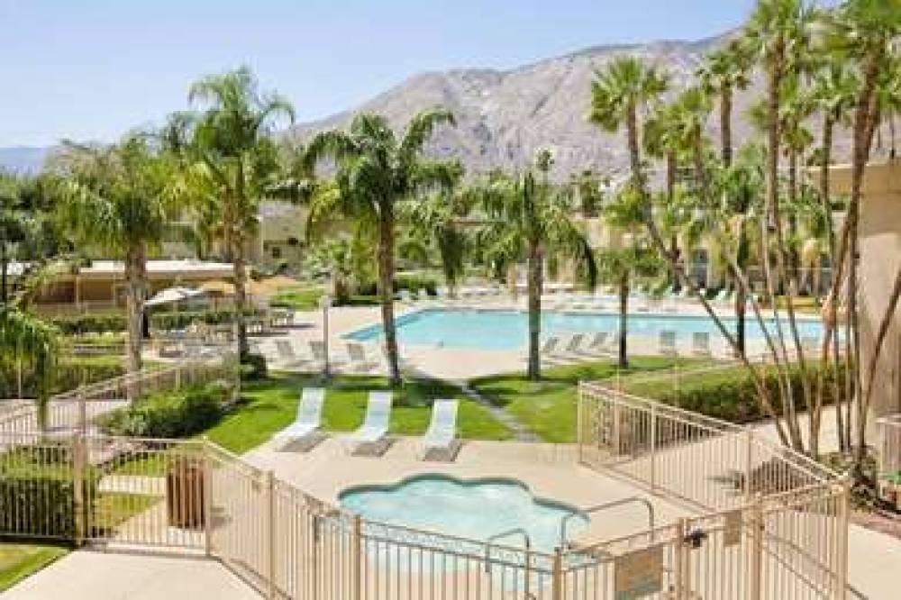 Days Inn By Wyndham Palm Springs 5