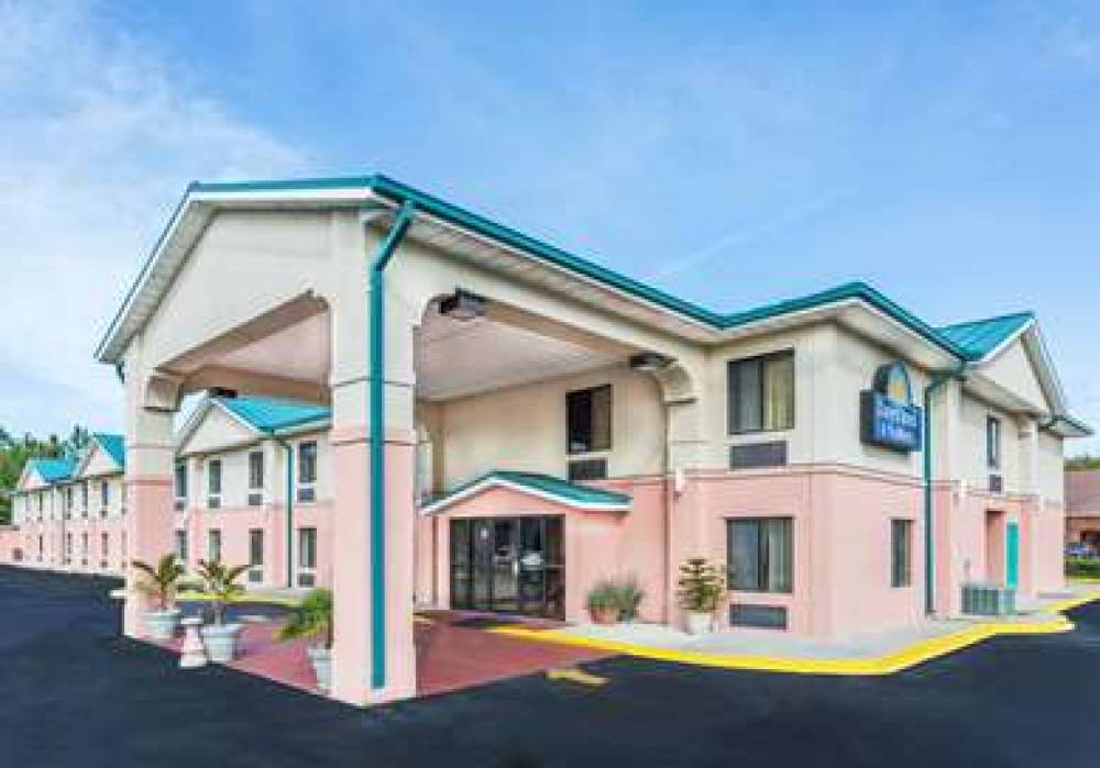 Days Inn By Wyndham Panama City/Callaway 1