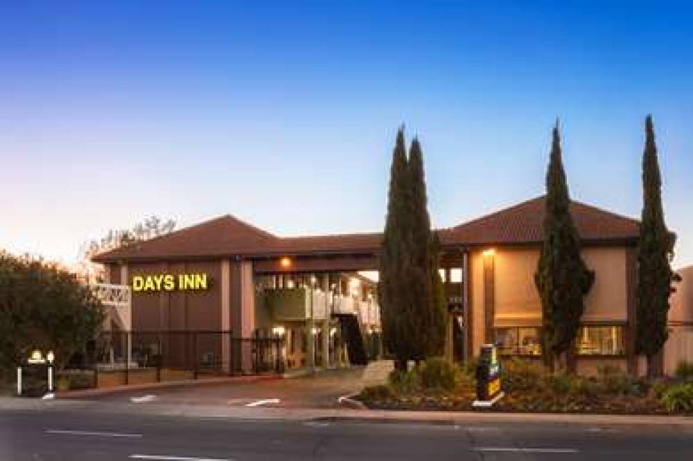 Days Inn By Wyndham Pinole Berkeley 4