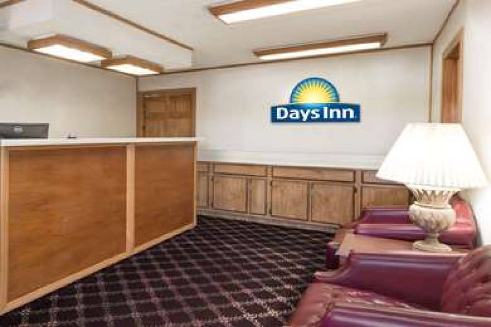 Days Inn By Wyndham Plymouth 2