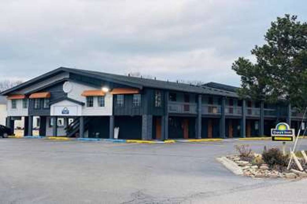 Days Inn By Wyndham Port Huron 1