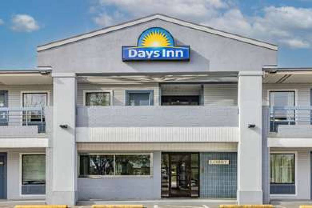 DAYS INN BY WYNDHAM RALEIGH GLENWOO 4