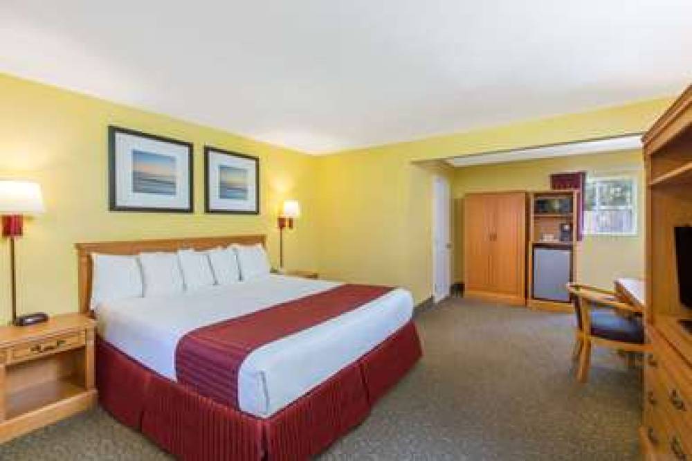 Days Inn By Wyndham Redwood City 10