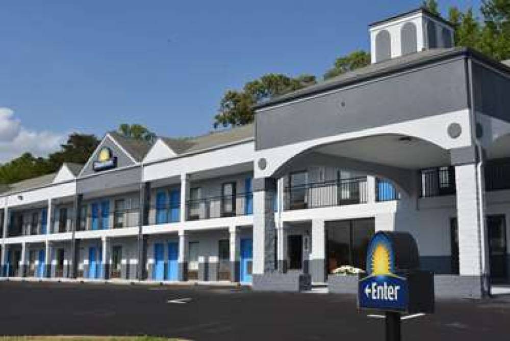 Days Inn By Wyndham Reidsville 1