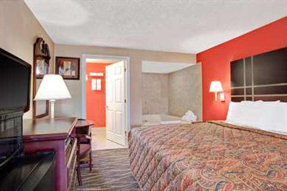 Days Inn By Wyndham Ridgefield NJ 10