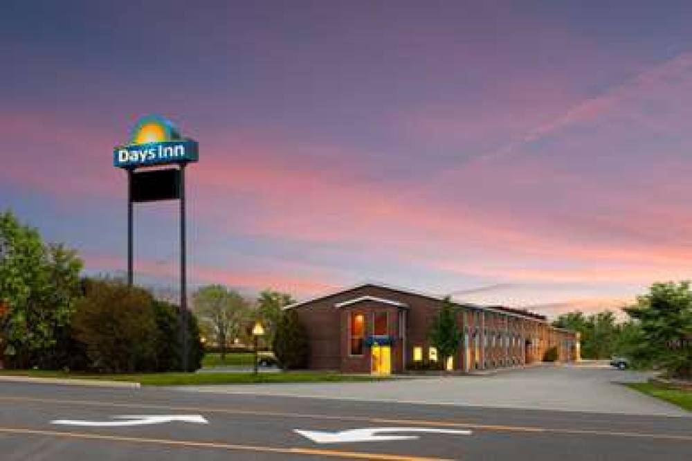 Days Inn By Wyndham Rockford