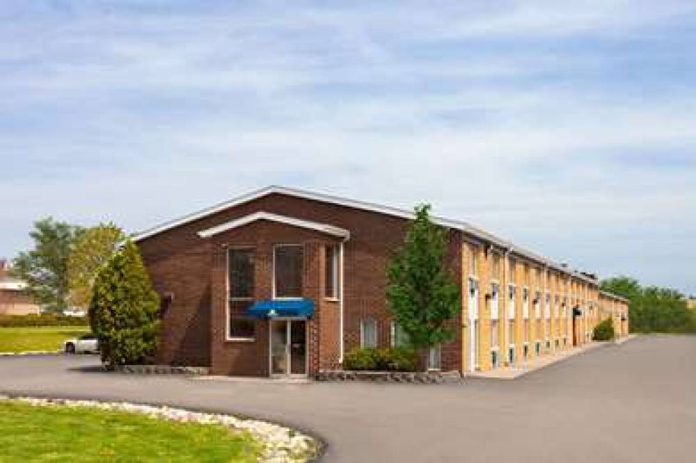 Days Inn By Wyndham Rockford 3