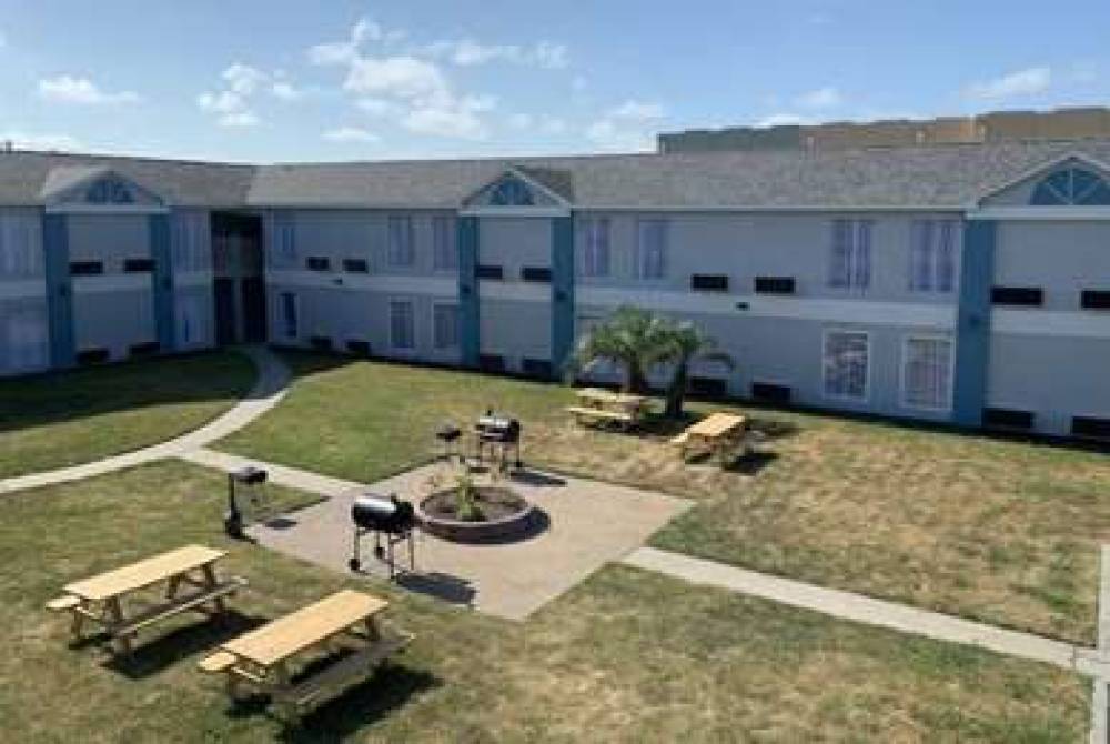 Days Inn By Wyndham Rockport Texas