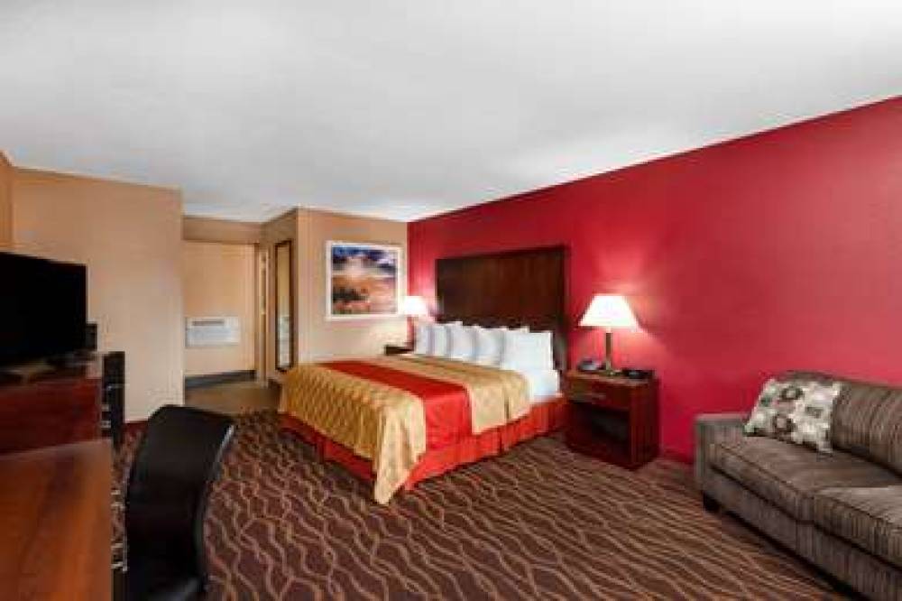 DAYS INN BY WYNDHAM ROSEBURG 9