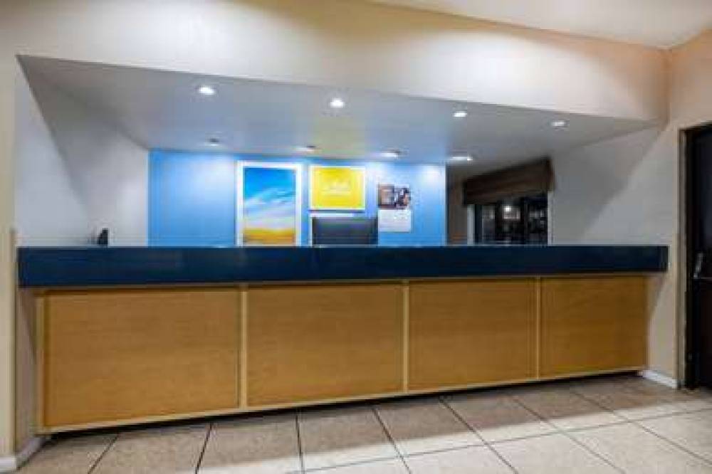 Days Inn By Wyndham Roswell 7