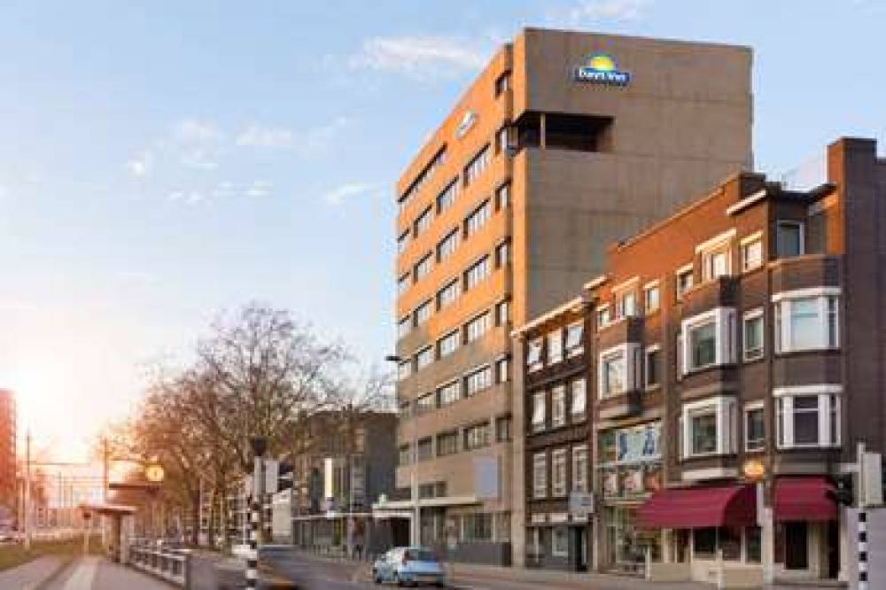 DAYS INN BY WYNDHAM ROTTERDAM CITY 1