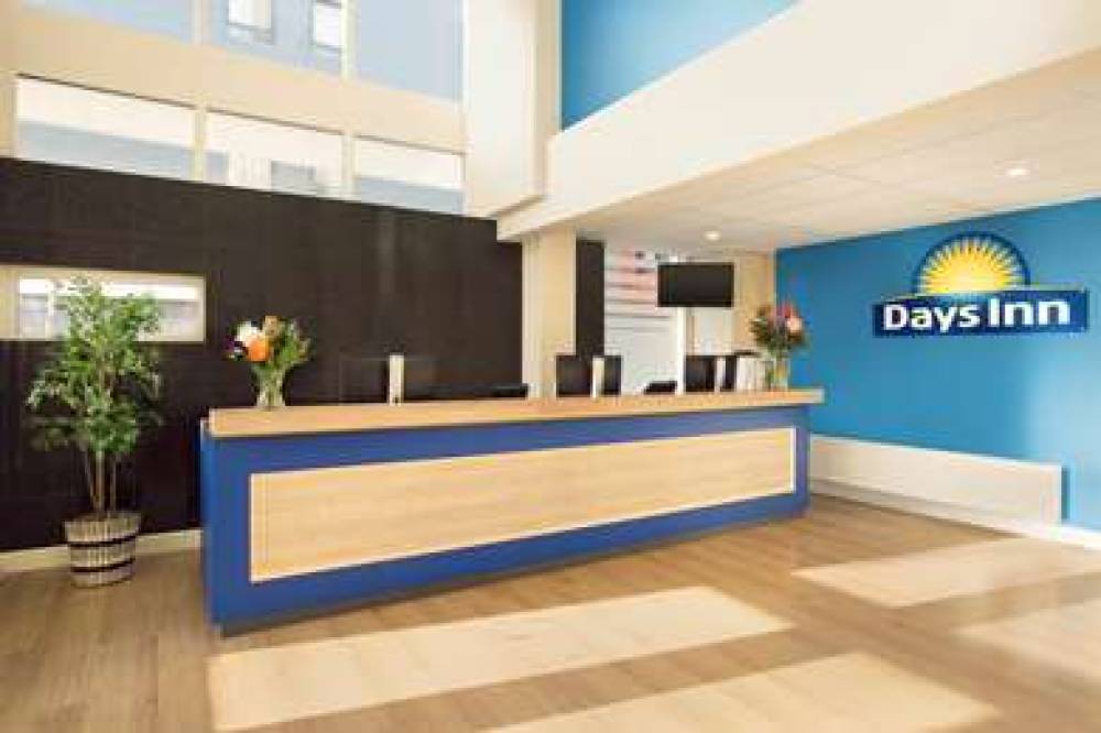 DAYS INN BY WYNDHAM ROTTERDAM CITY 5