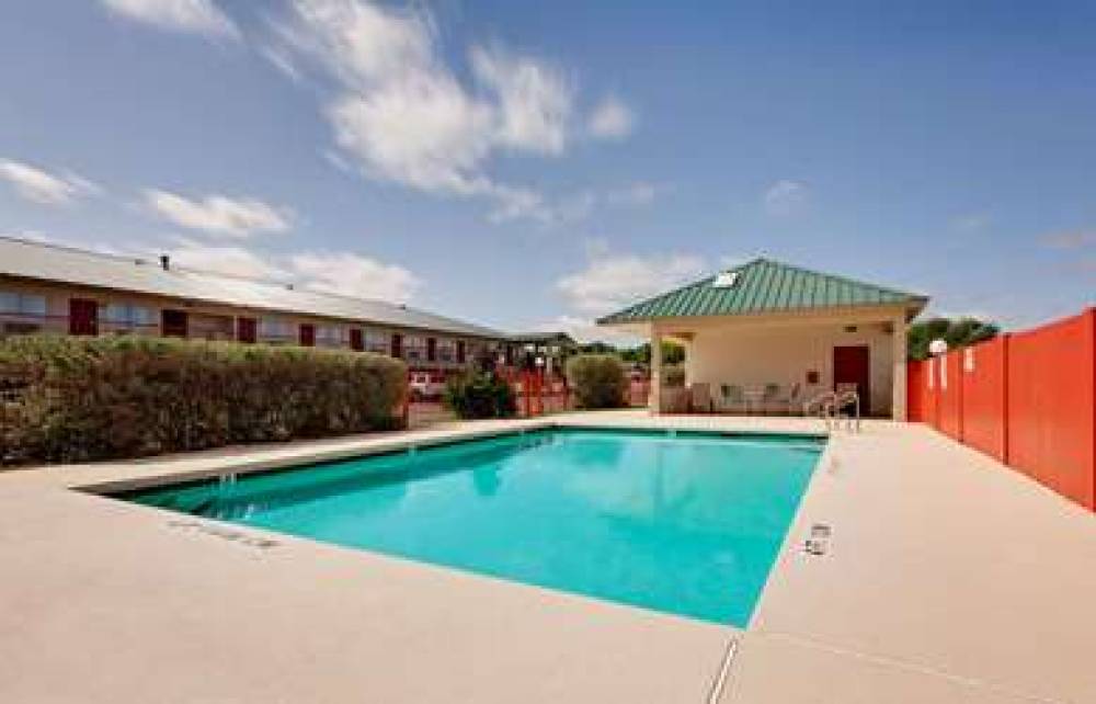 DAYS INN BY WYNDHAM, SAN ANGELO 7