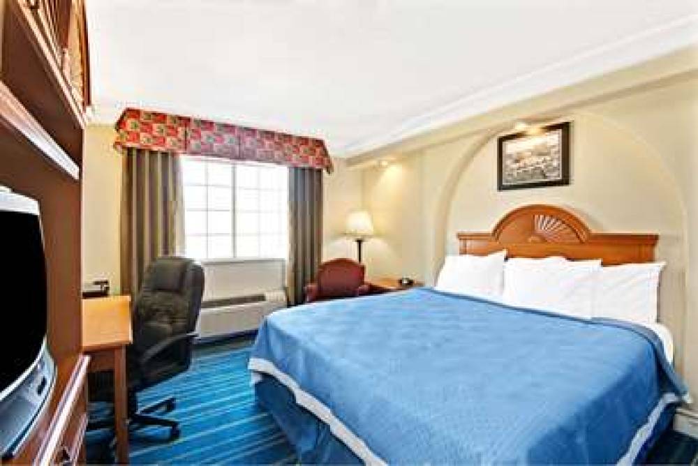 Days Inn By Wyndham San Antonio Airport 10