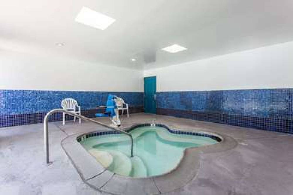 Days Inn By Wyndham San Diego-East/El Cajon 5