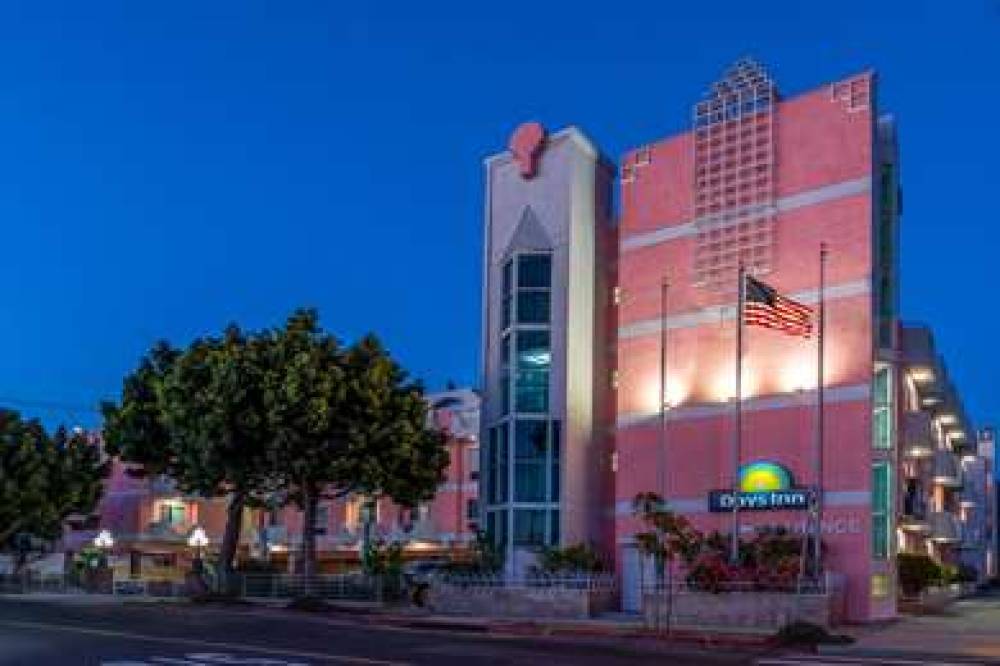 Days Inn By Wyndham Santa Monica/Los Angeles 9