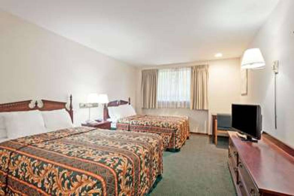 Days Inn By Wyndham Seatac Airport 10