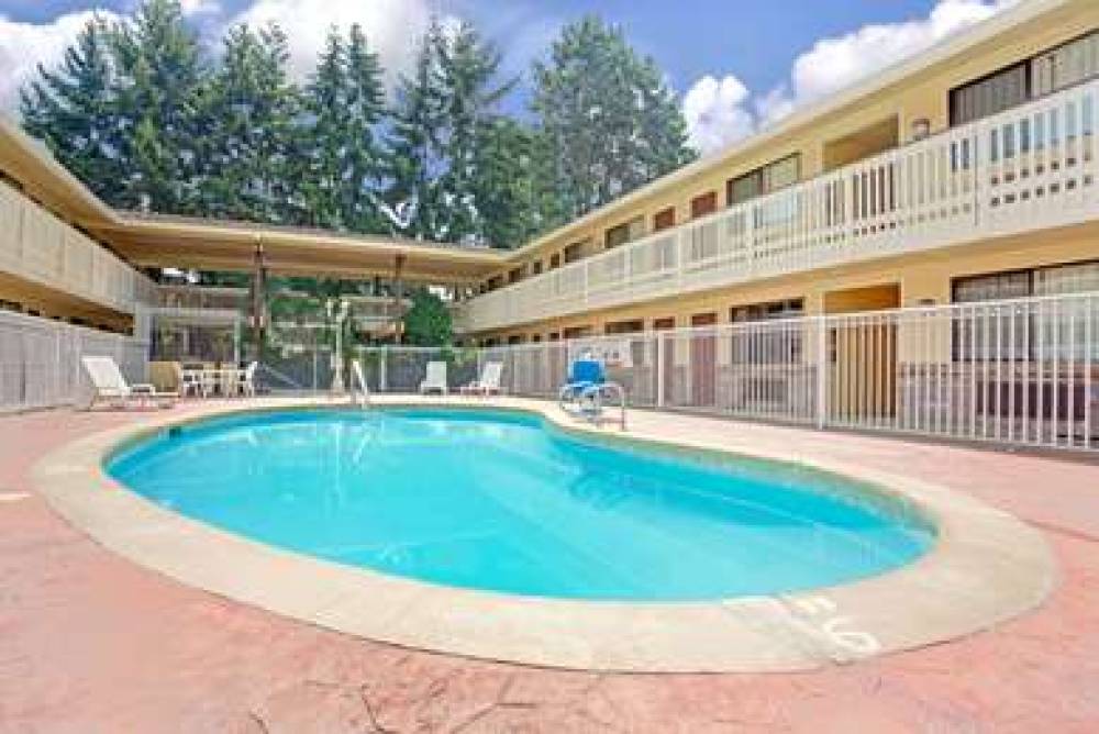 Days Inn By Wyndham Seattle South Tukwila 4