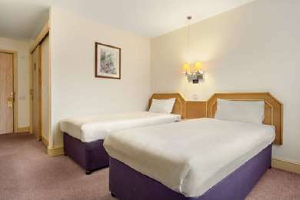 DAYS INN BY WYNDHAM SEVENOAKS CLACK 6