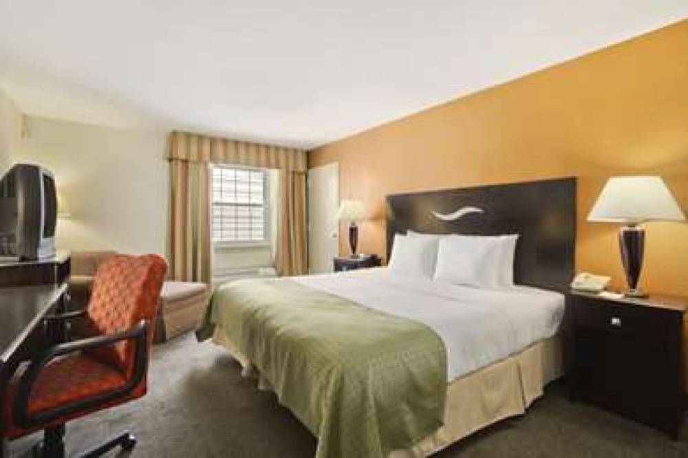 Days Inn By Wyndham Shelburne/Burlington 10