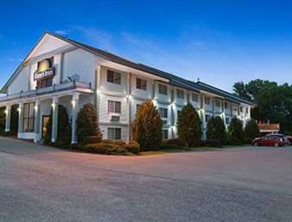 Days Inn By Wyndham Shelburne/Burlington 3