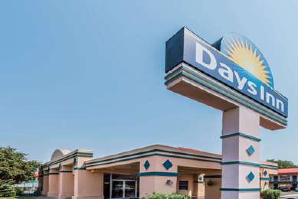 Days Inn By Wyndham South Fort Worth 1