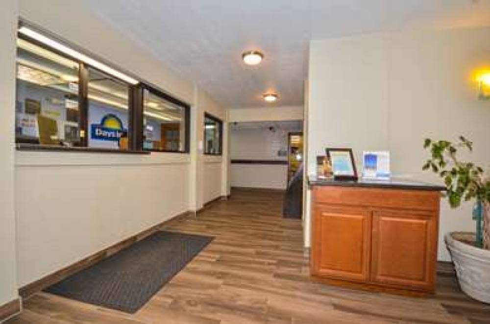 Days Inn By Wyndham Southern Hills/ORU 6