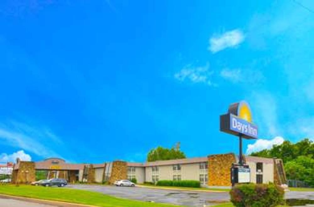 Days Inn By Wyndham Southern Hills/Oru