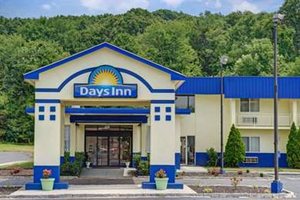 Days Inn By Wyndham Southington