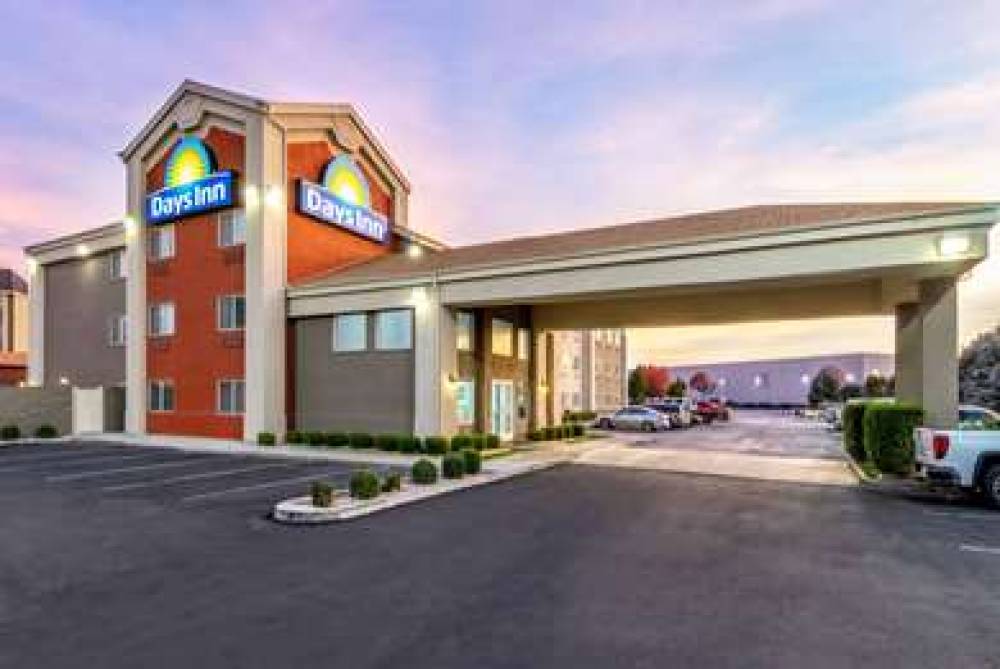 Days Inn By Wyndham Springville 3