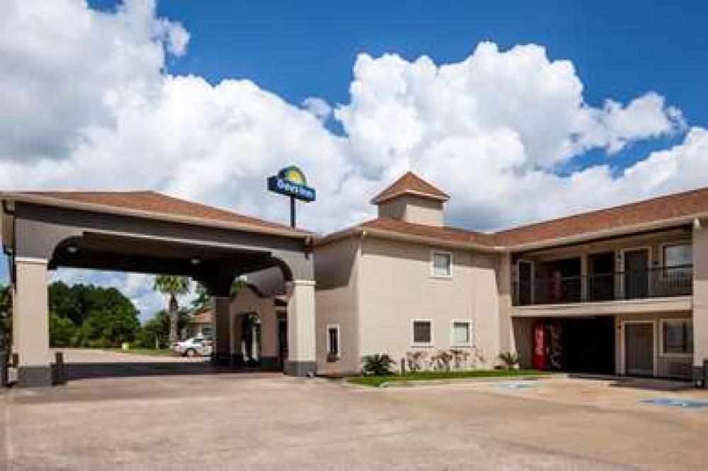 Days Inn By Wyndham Sulphur LA 3