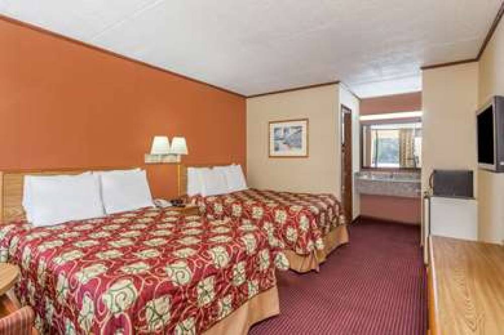 Days Inn By Wyndham Sweetwater 7