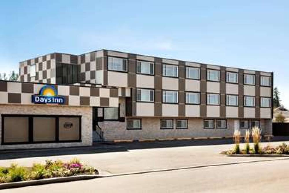 DAYS INN BY WYNDHAM, SYLVAN LAKE 1