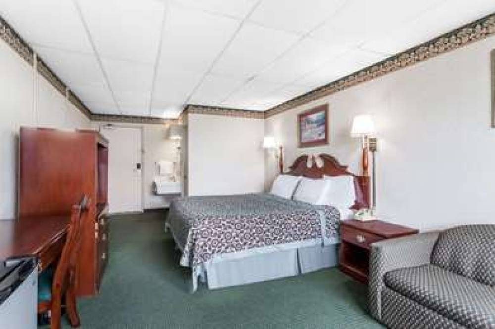 Days Inn By Wyndham Tannersville 8