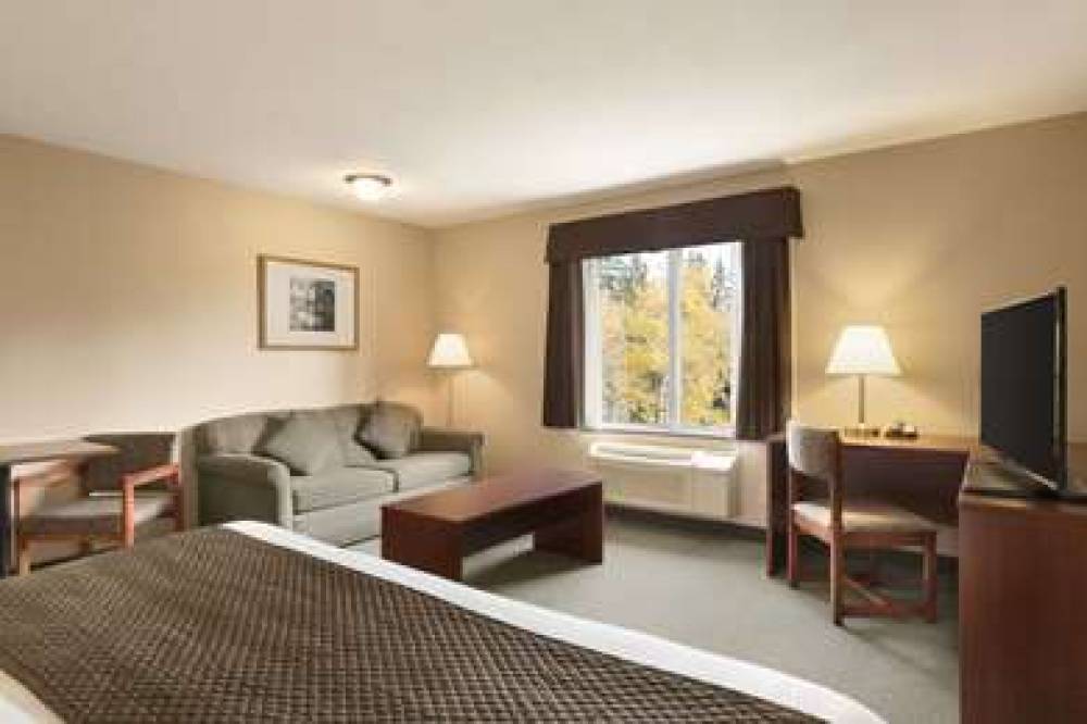 Days Inn By Wyndham Thunder Bay North 8