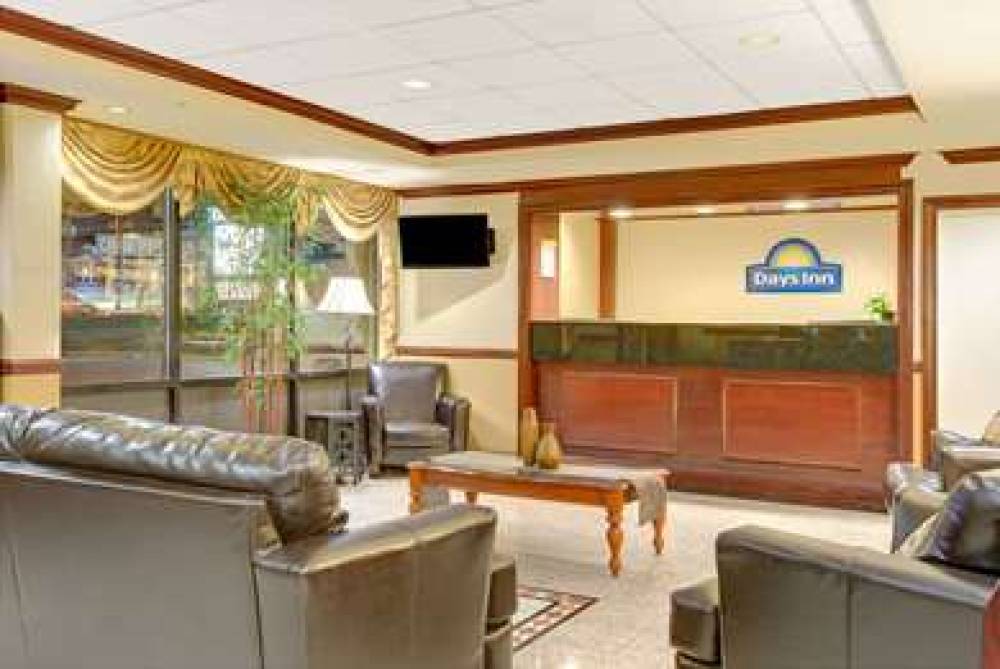 Days Inn By Wyndham Towson 4