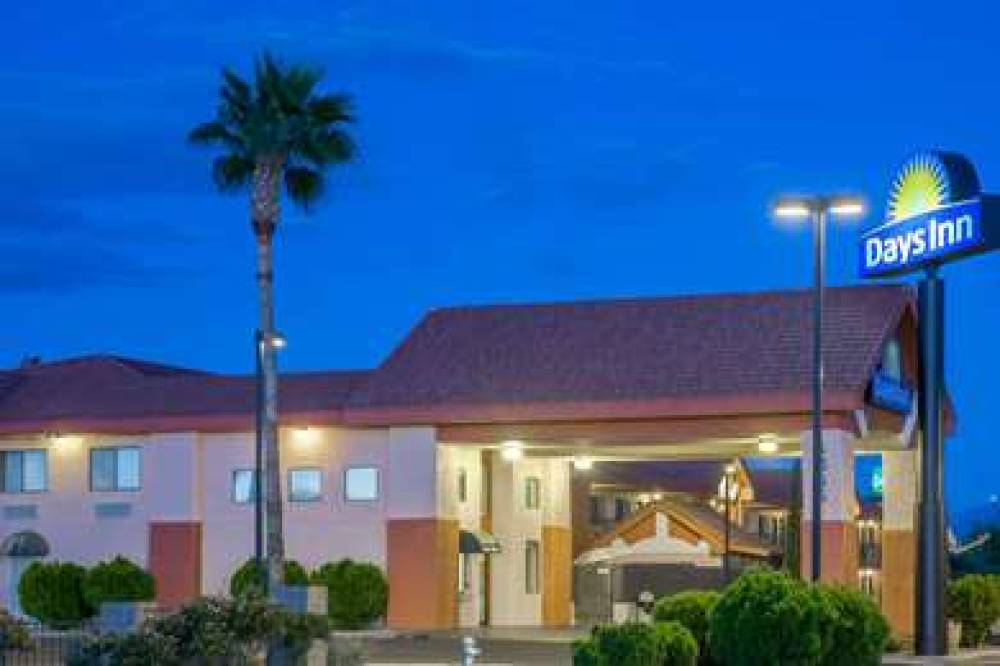 Days Inn By Wyndham Tucson Airport 1