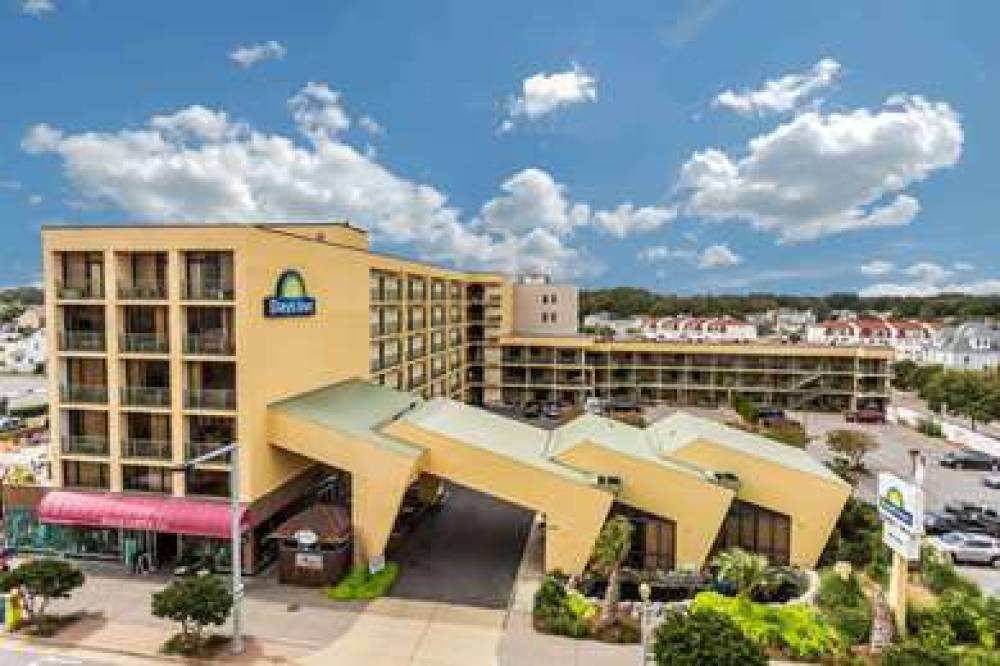 Days Inn By Wyndham Virginia Beach At The Beach 1