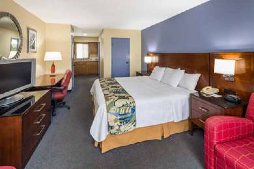 Days Inn By Wyndham Walterboro 8